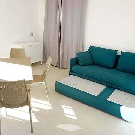 Ξενοδοχείο με διαμερίσματα Bandiera Blu 4*